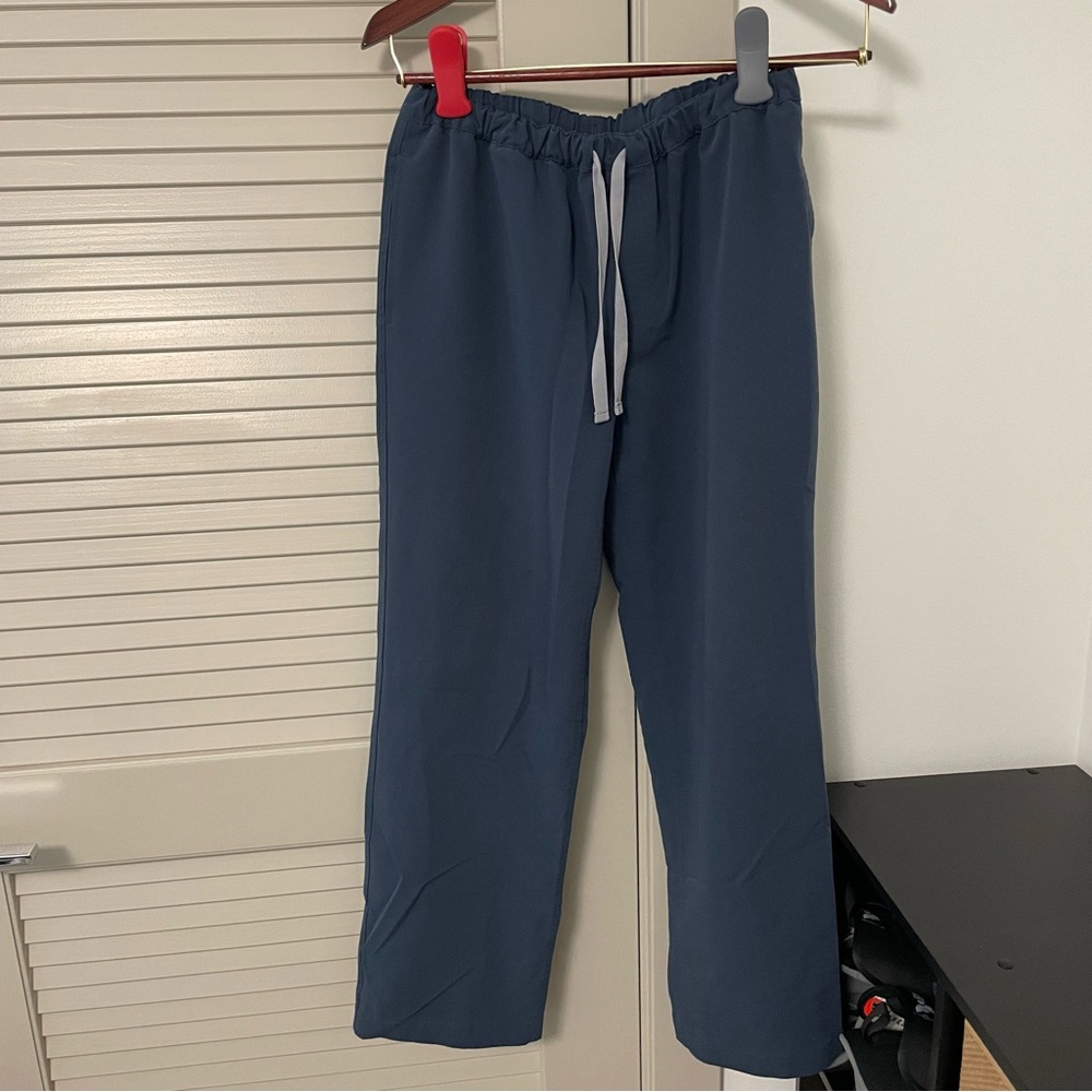 Figs Pisco Scrub Pants in Dark Harbor Size Small-Short